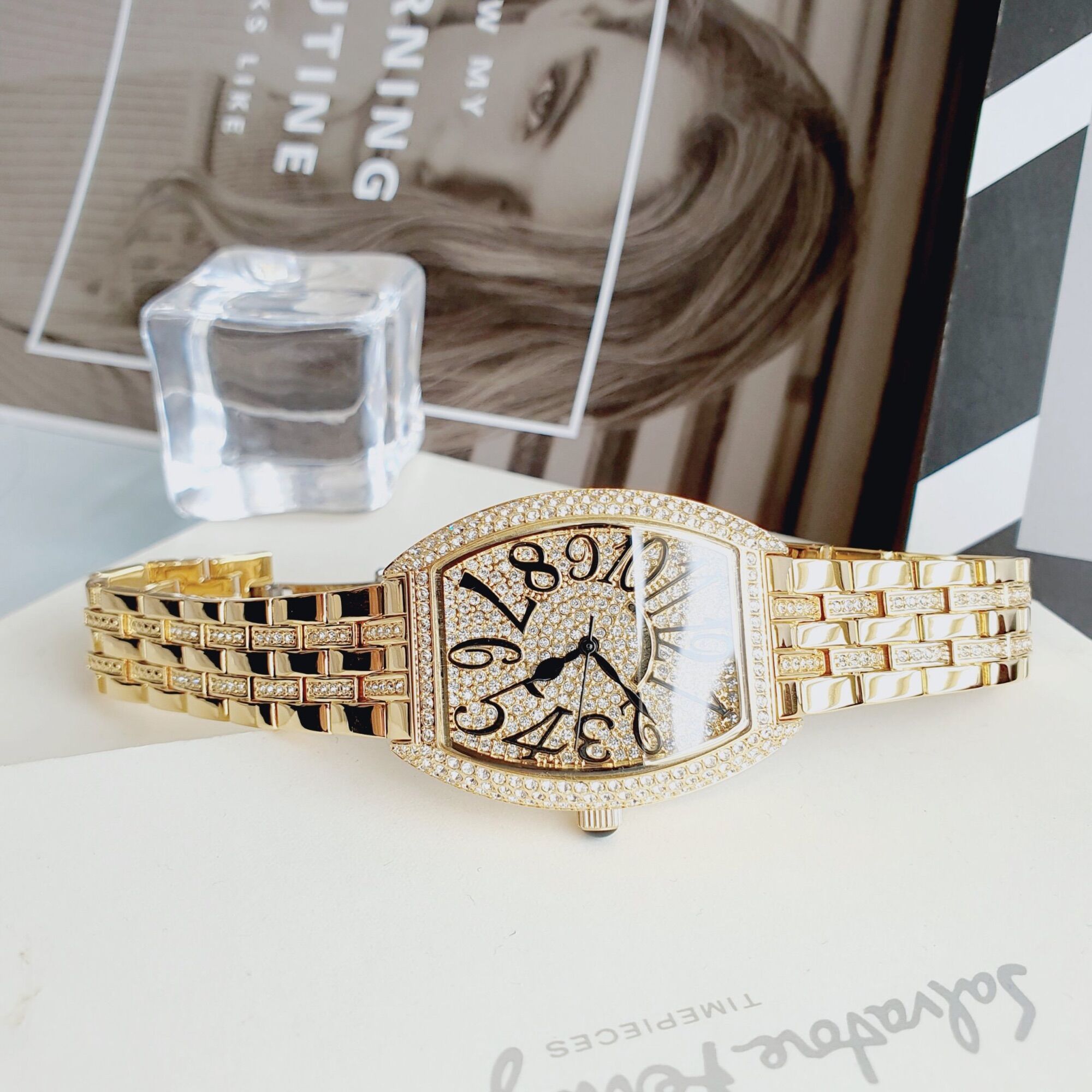 Đồng Hồ Nữ Christian Van San Size 36
