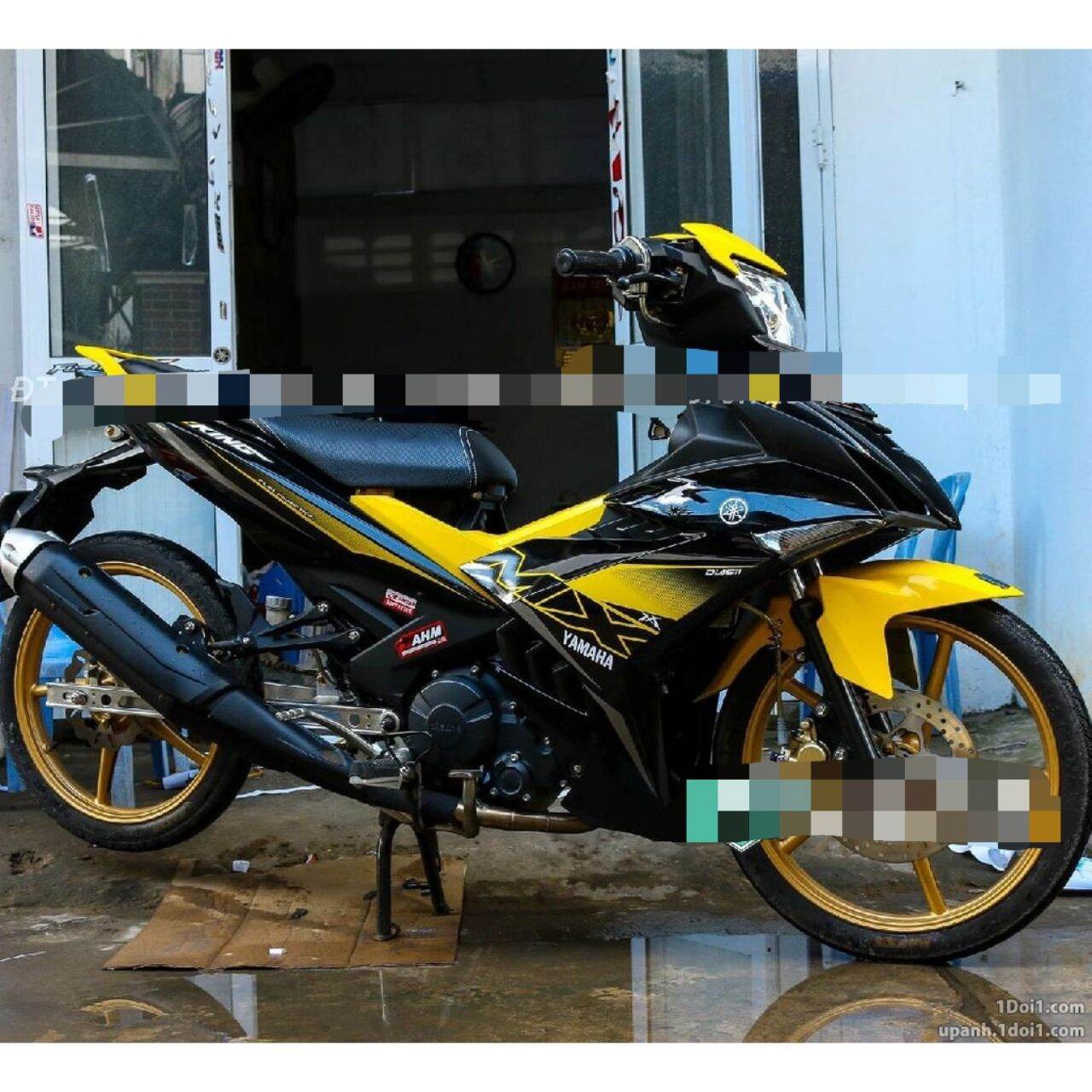 tem rời exciter 150 đen phối vàng mxking