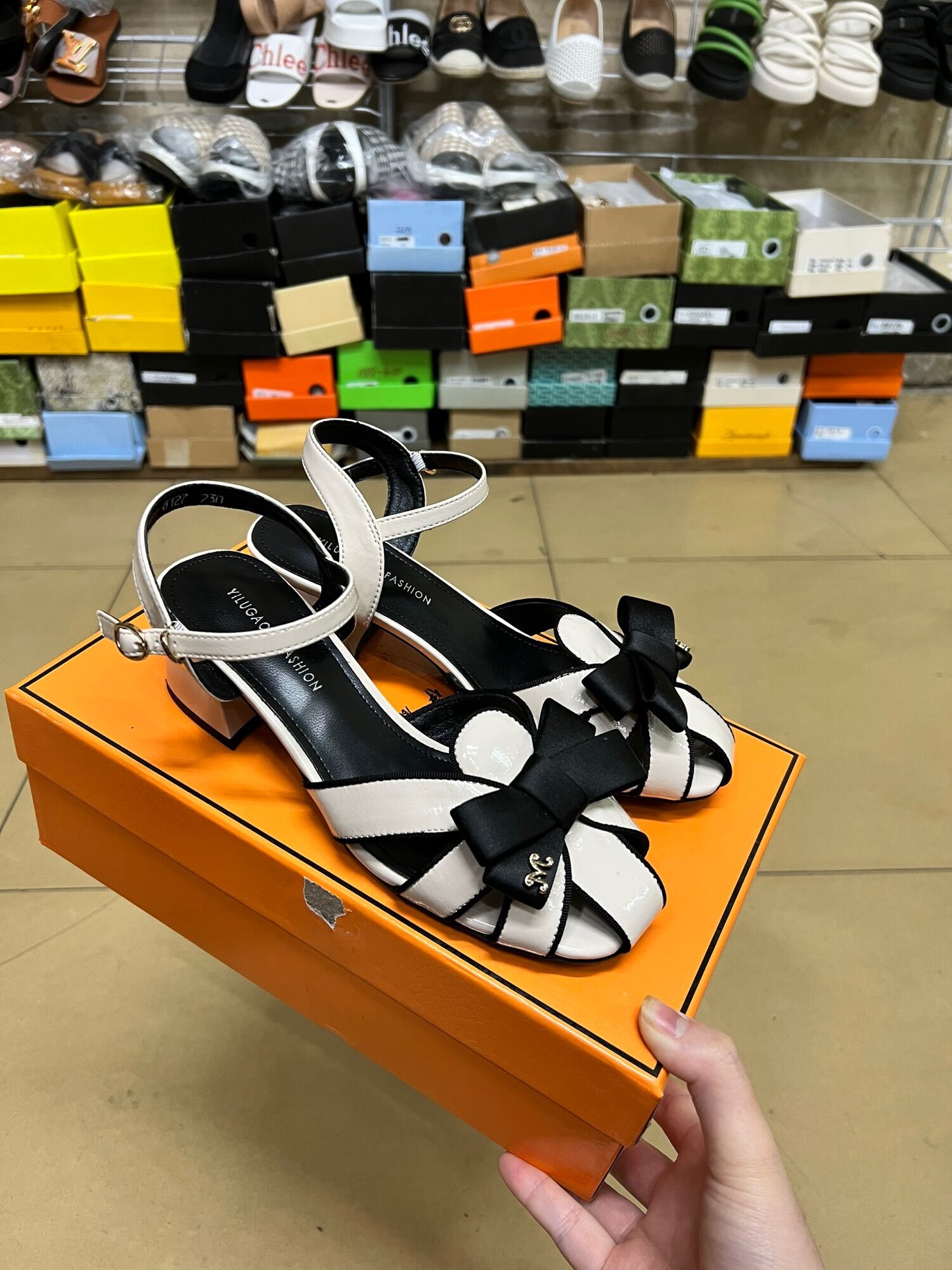 Sandan giọ miu miu hàng QC fullbox