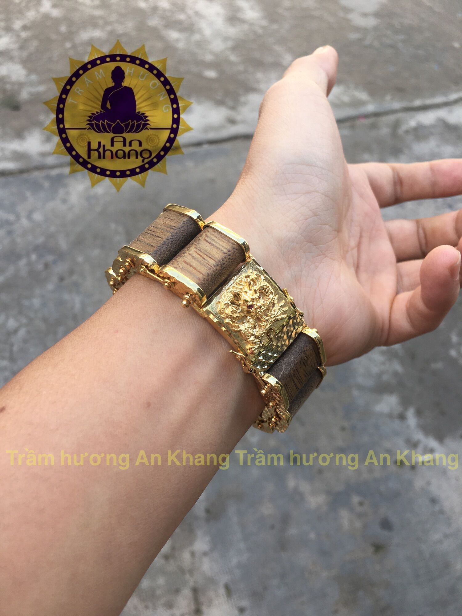 Lách tay trầm tốc tự nhiên