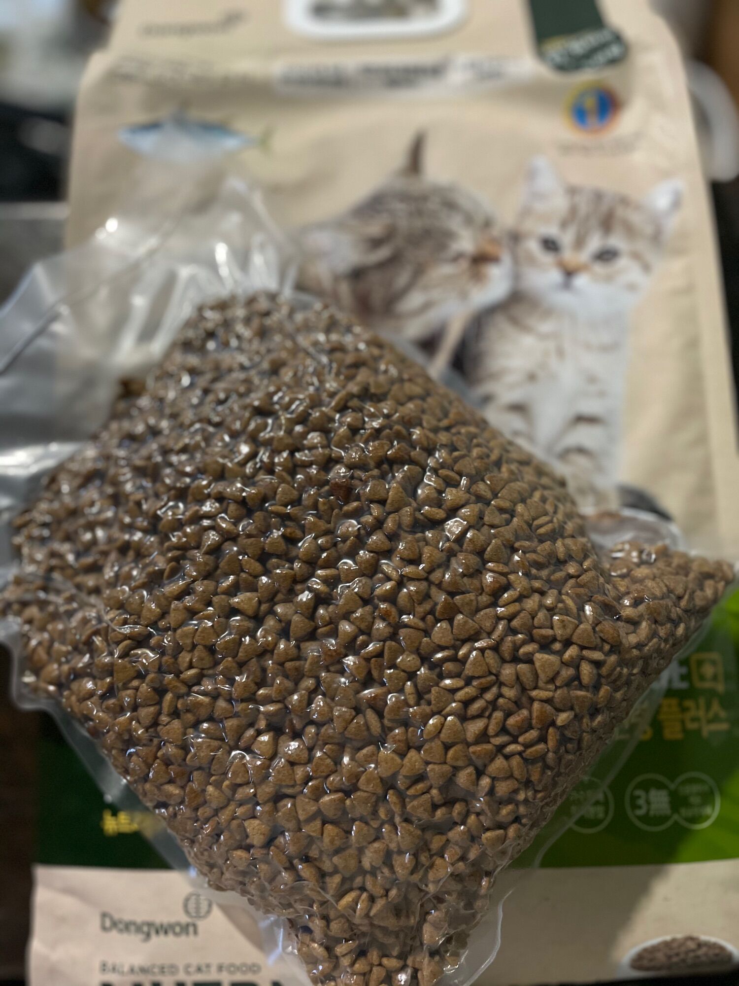 Nutriplan cat 1kg bao chiết
