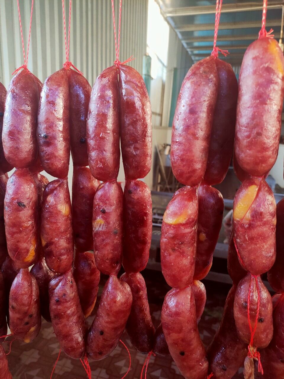 Lạp Xưởng Trứng Muối Long An