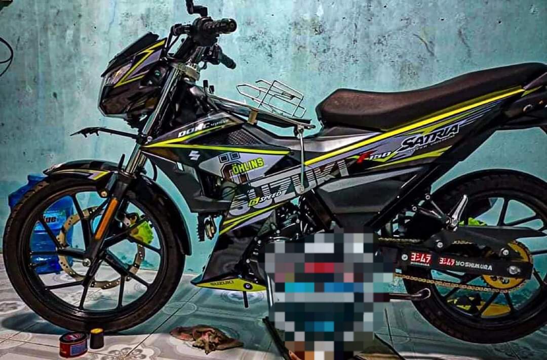 Tem rời satria đen chỉ xanh siêu đẹp