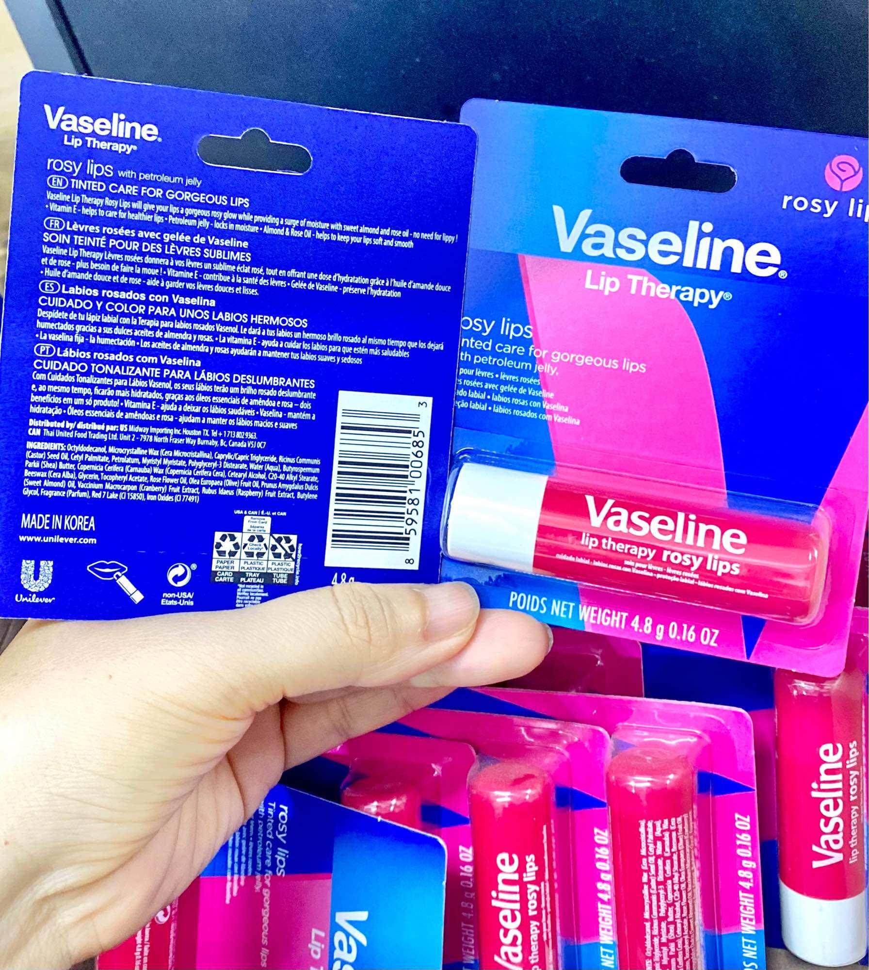 Son dưỡng môi Vaseline Rosy Lips 4.8g