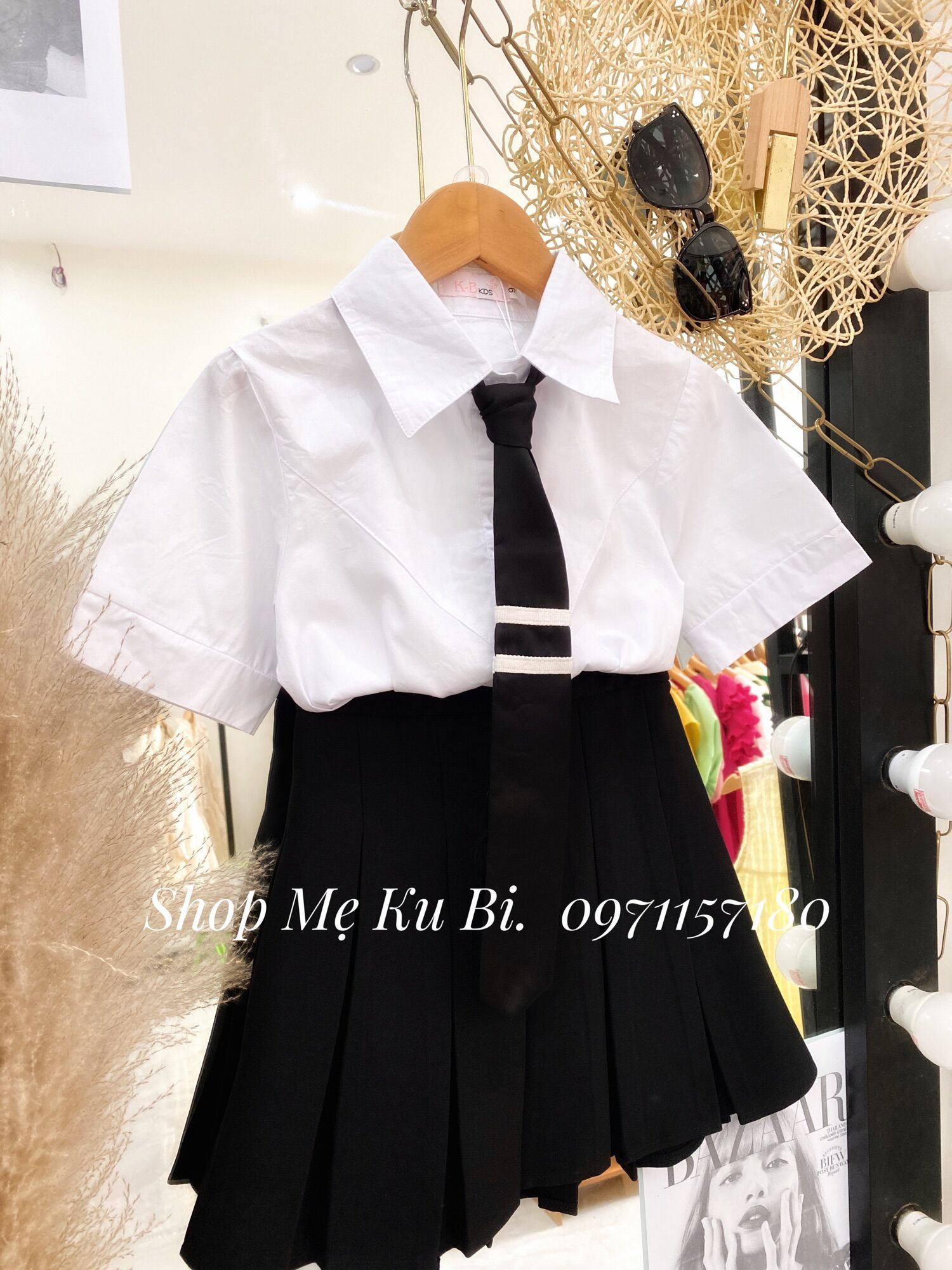 Sét váy học sinh kèm cà vạt bé gái {18-42kg}