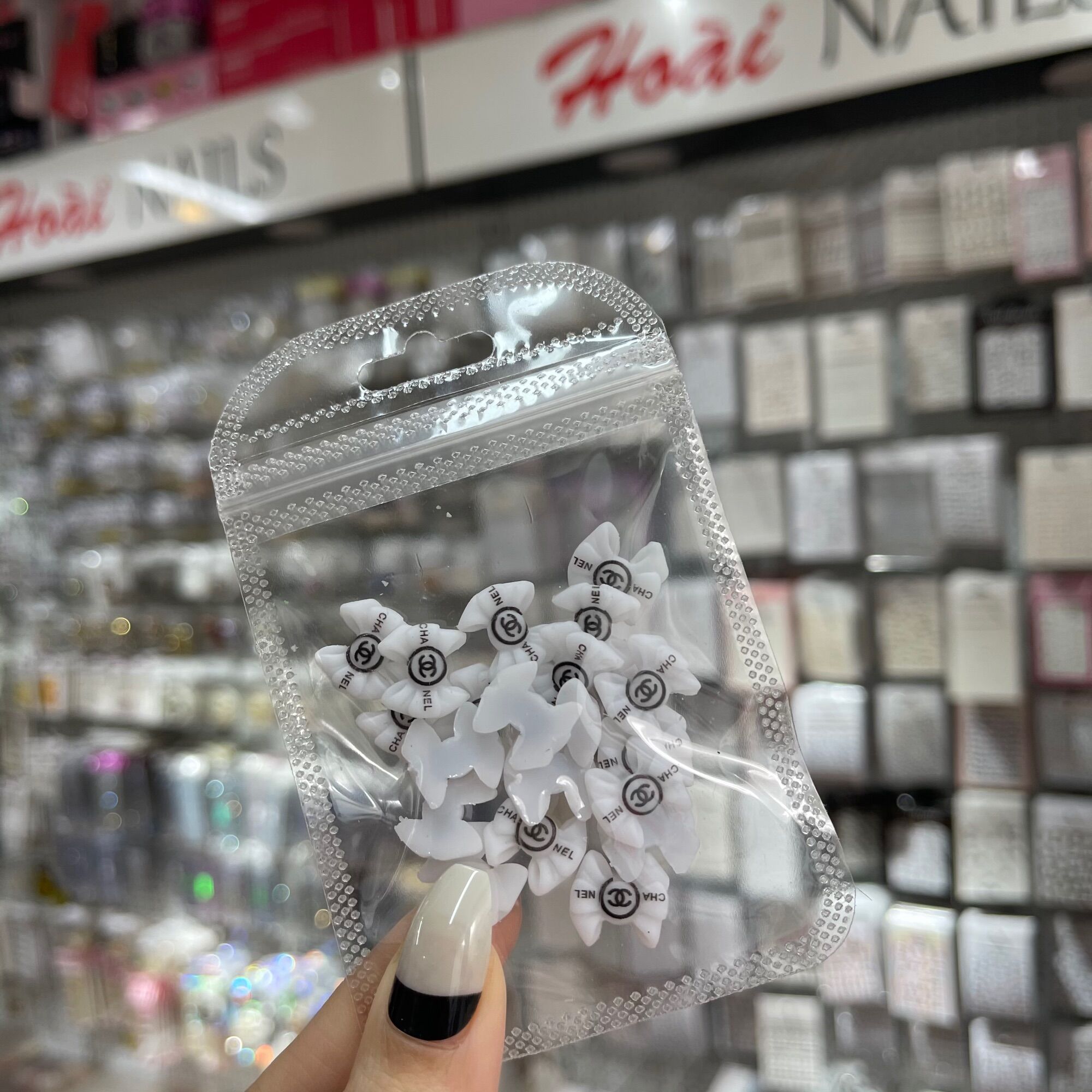 Nơ chanel nhựa ( gói 20c)