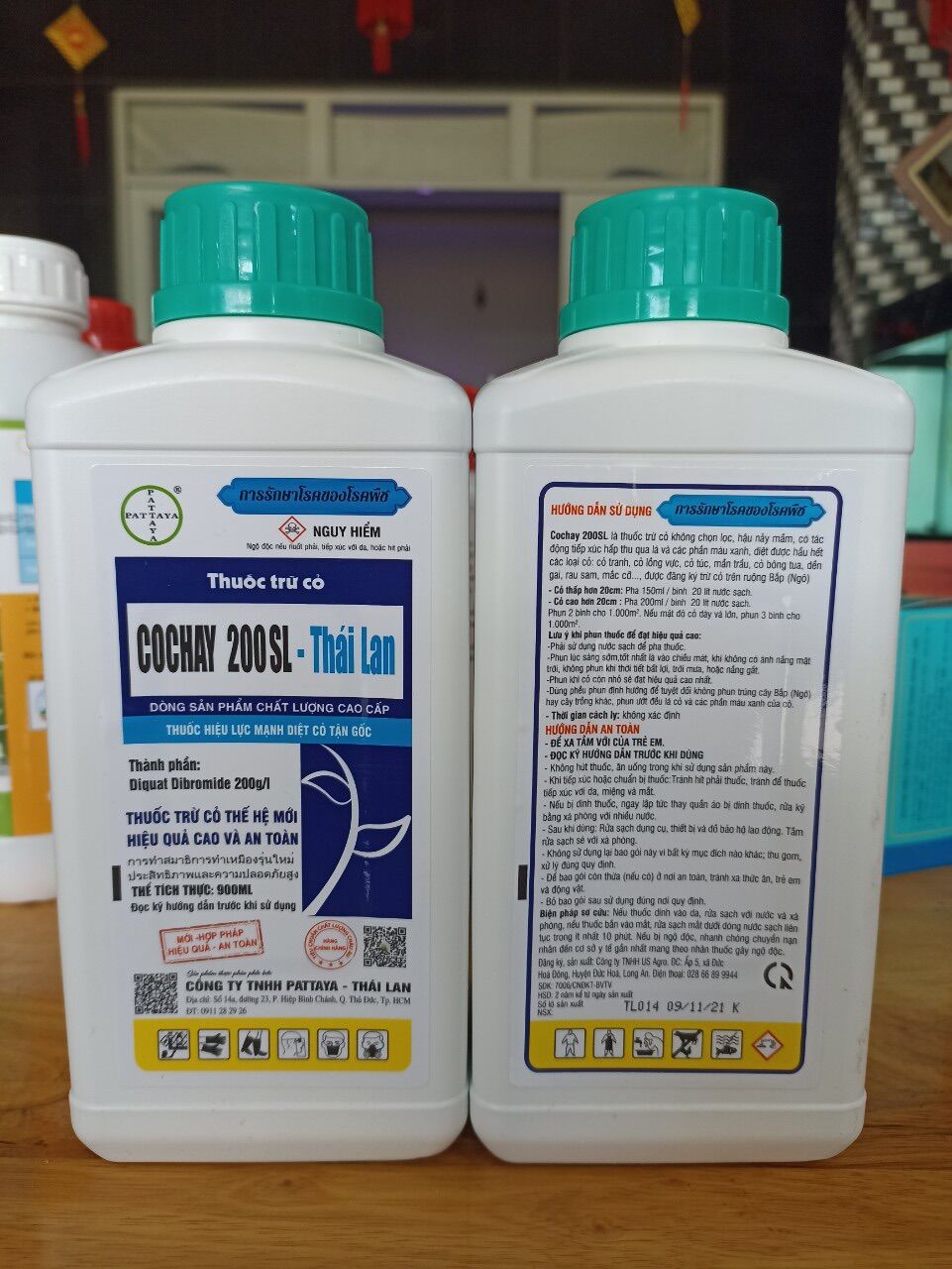 Thuốc trừ cỏ cháy 200sl THÁI LAN chai 900ml trừ tất cả các loại cỏ khó trị cỏ cháy sau 2-3 ngày phun chai 900ml pha 75-100 lít nước thuốc hiệu lực mạnh trừ cỏ tận gốc