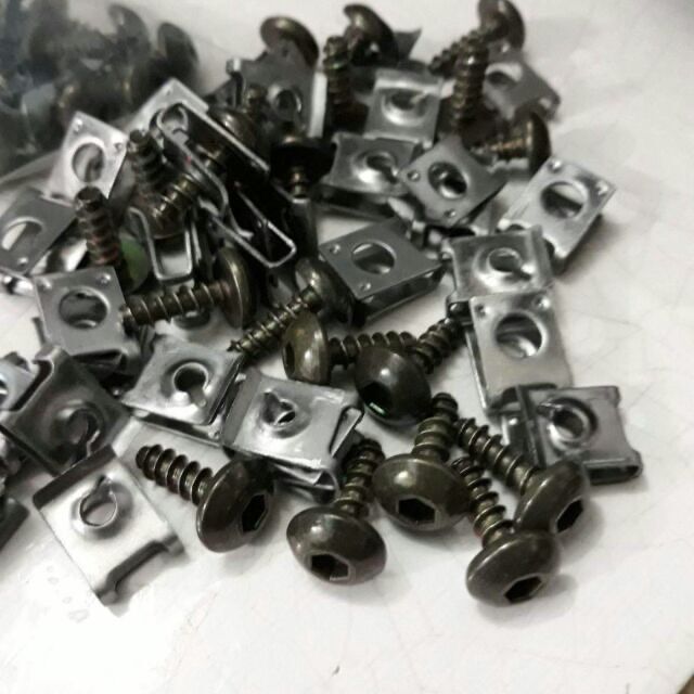 [HCM]Bộ 10-40 ốc xoắn dàn áo và bas kẹp cho xe yamaha