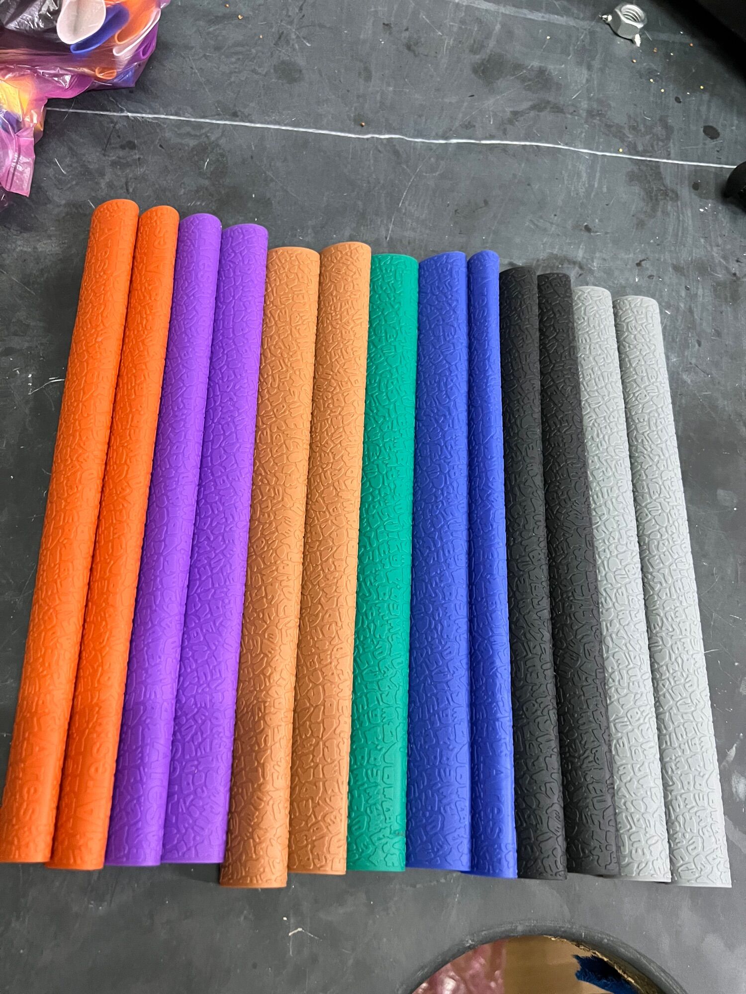 Ruốc chữ Hàn Quốc Ares nhiều màu