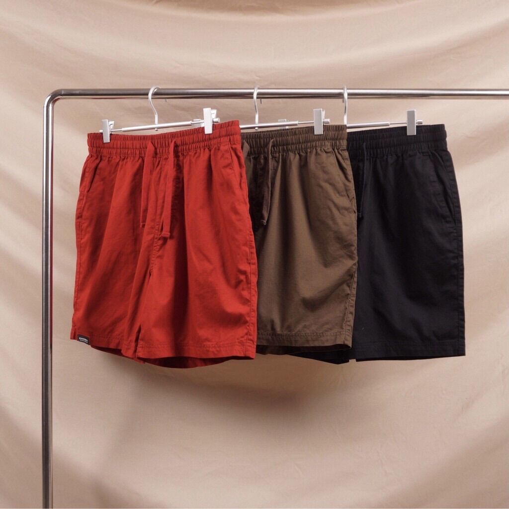 Quần Short Basic màu ngẫu nhiên