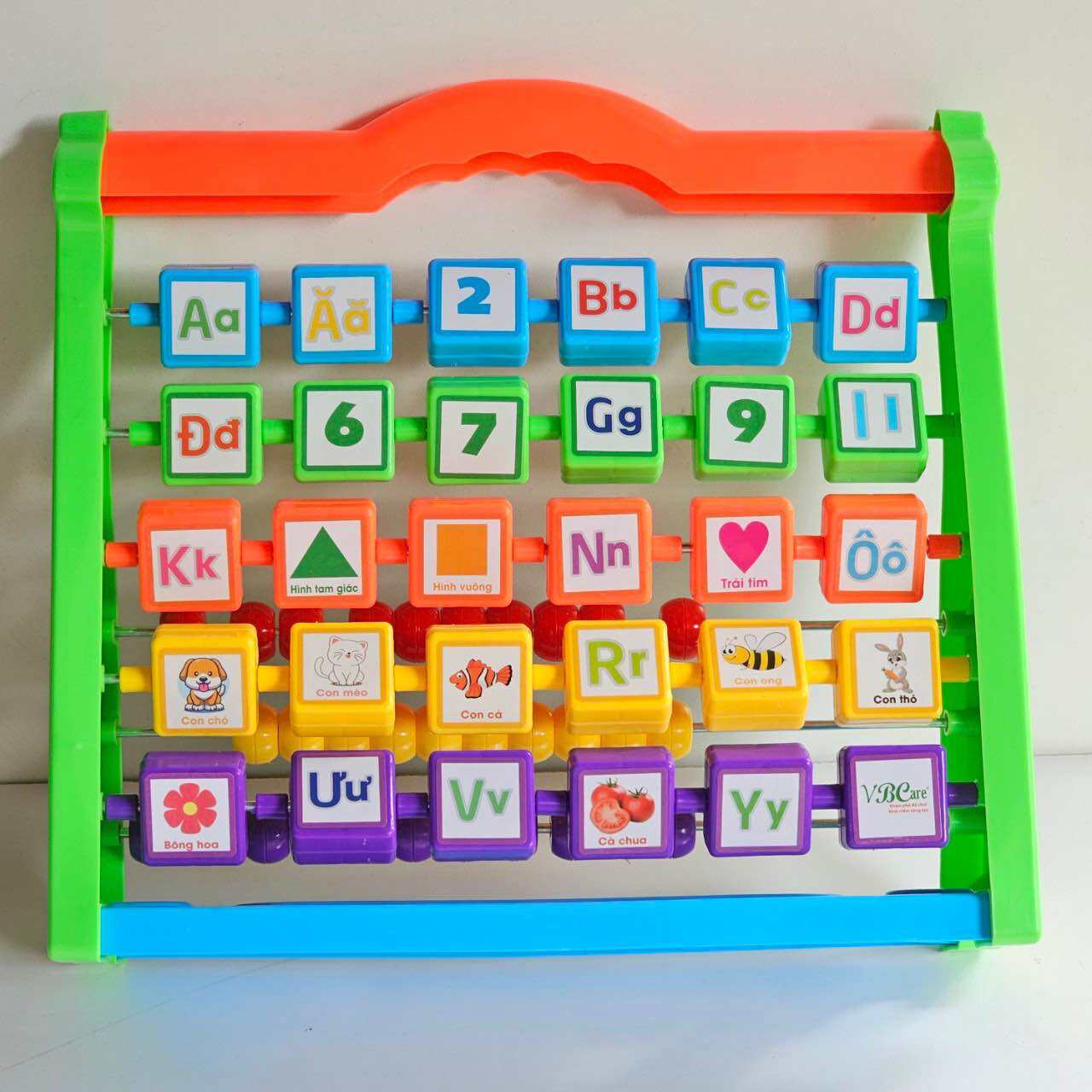 Đồ chơi bảng học chữ cái và số Tiếng Việt cho bé trên 3 tuổi