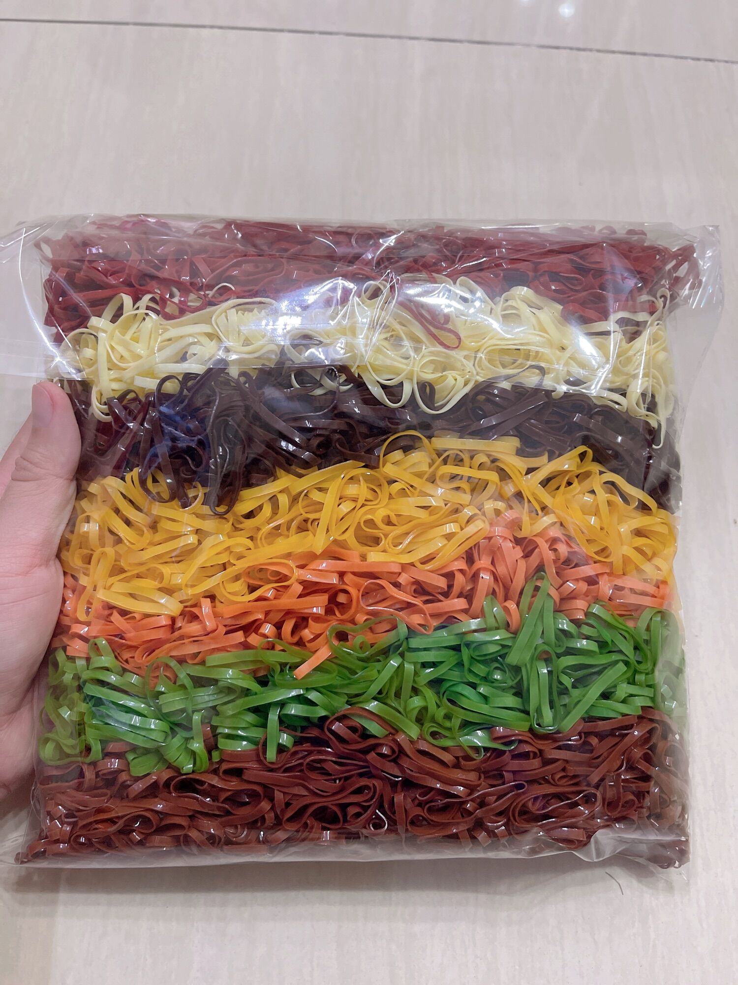 [HCM]Thun cột tóc 500gram nhiều màu sắc  chắc bền.