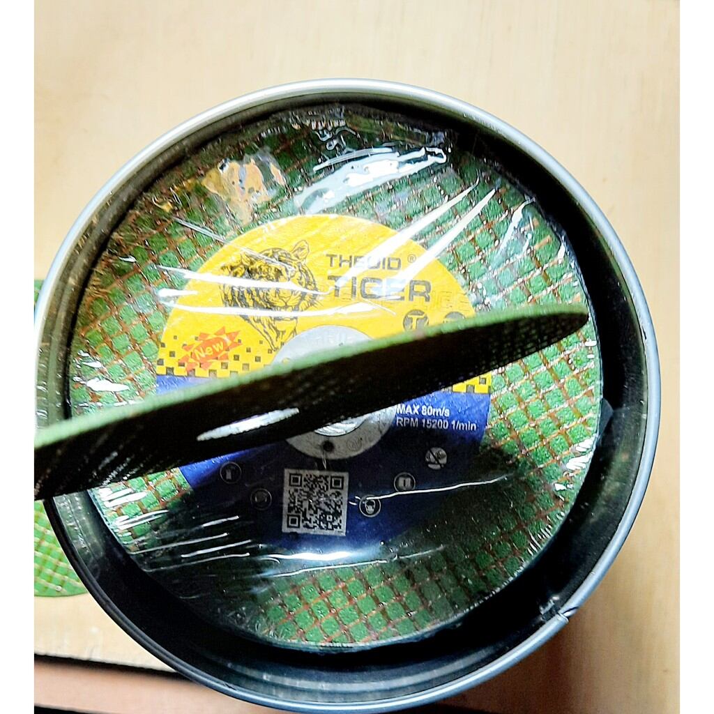 100 lưỡi đá cắt sắt 107