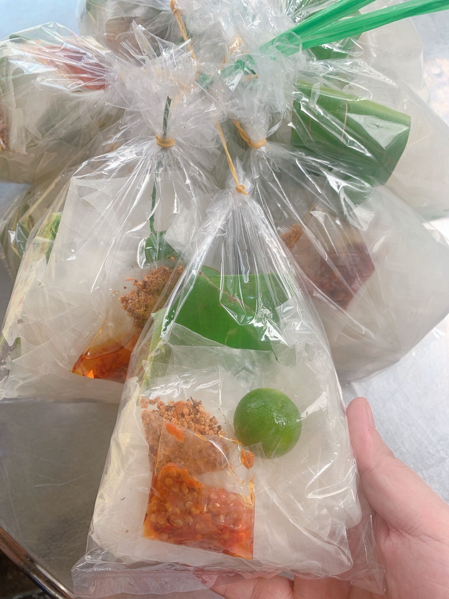 Combol 5b bánh tráng lá chuối.