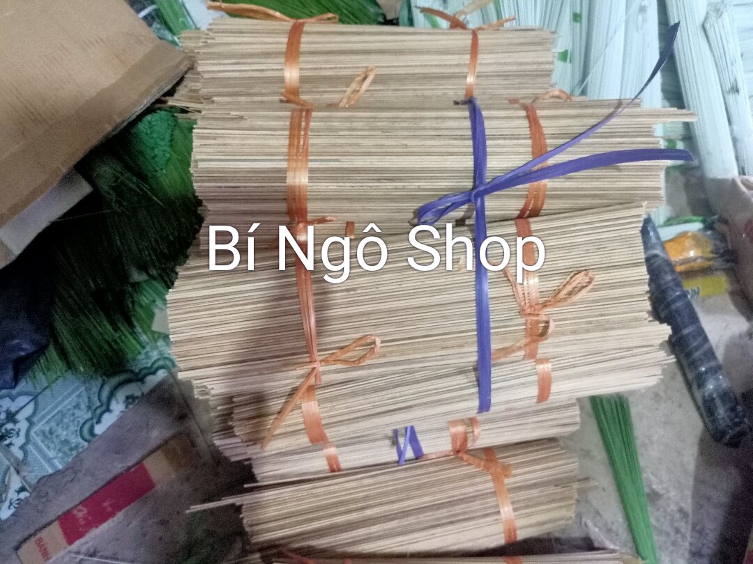 300 que nan tre dính cò vạc