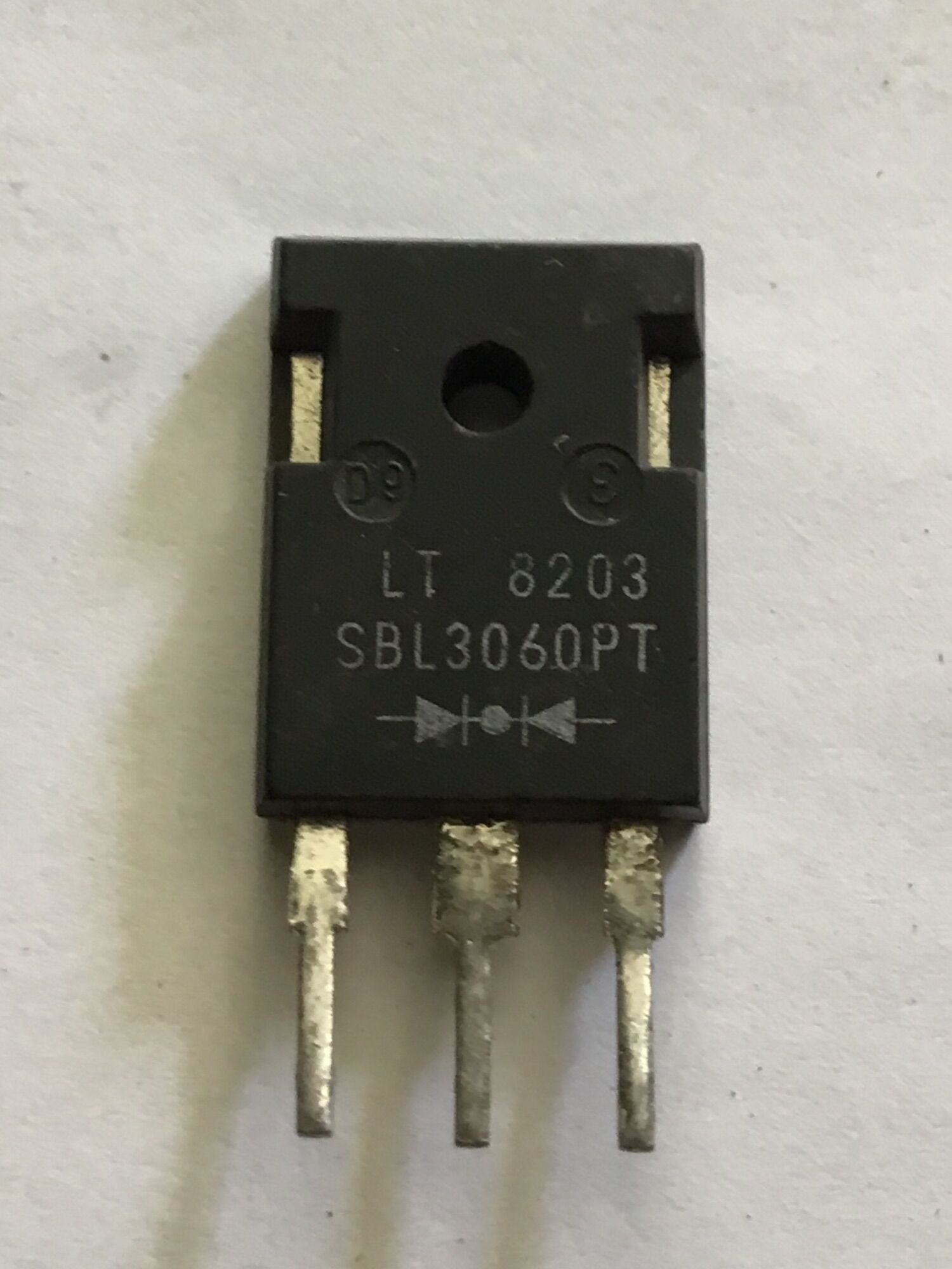 1 CHIẾC ĐIỐT SBL3060PT THÁO MÁY