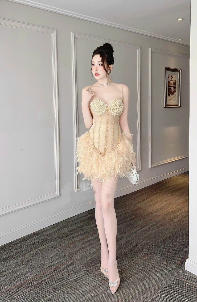 ĐẦM BODY CUP KẾT CƯỜM ( kèm ảnh thật )