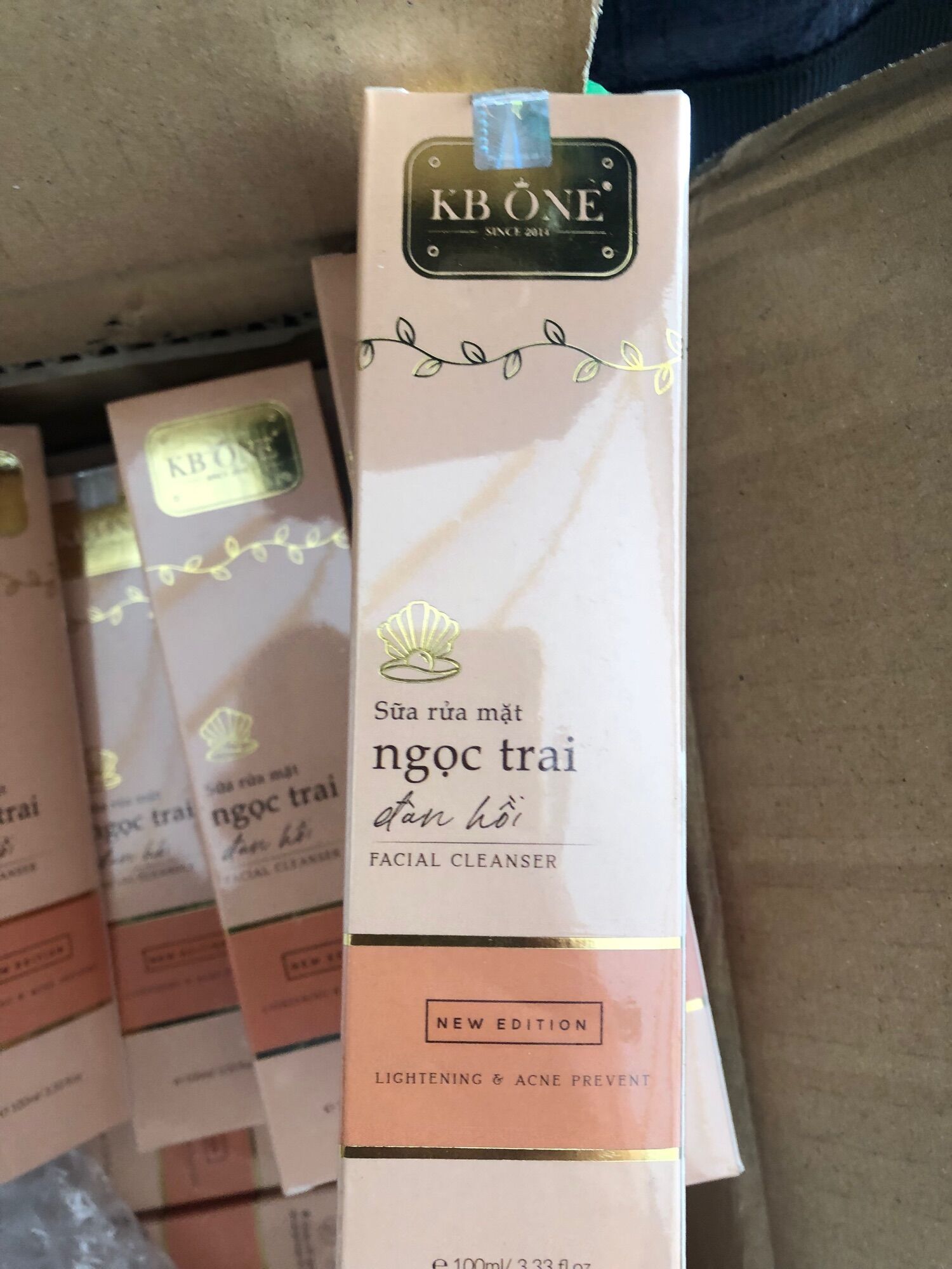 Sưa rưa măt ngoc trai đàn hồi kb one mẫu mới 100ml