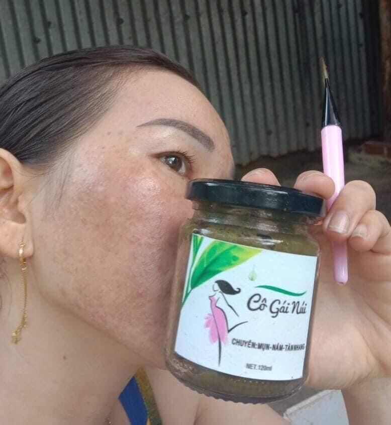 Mặt nạ cao lá rừng cô gái núi