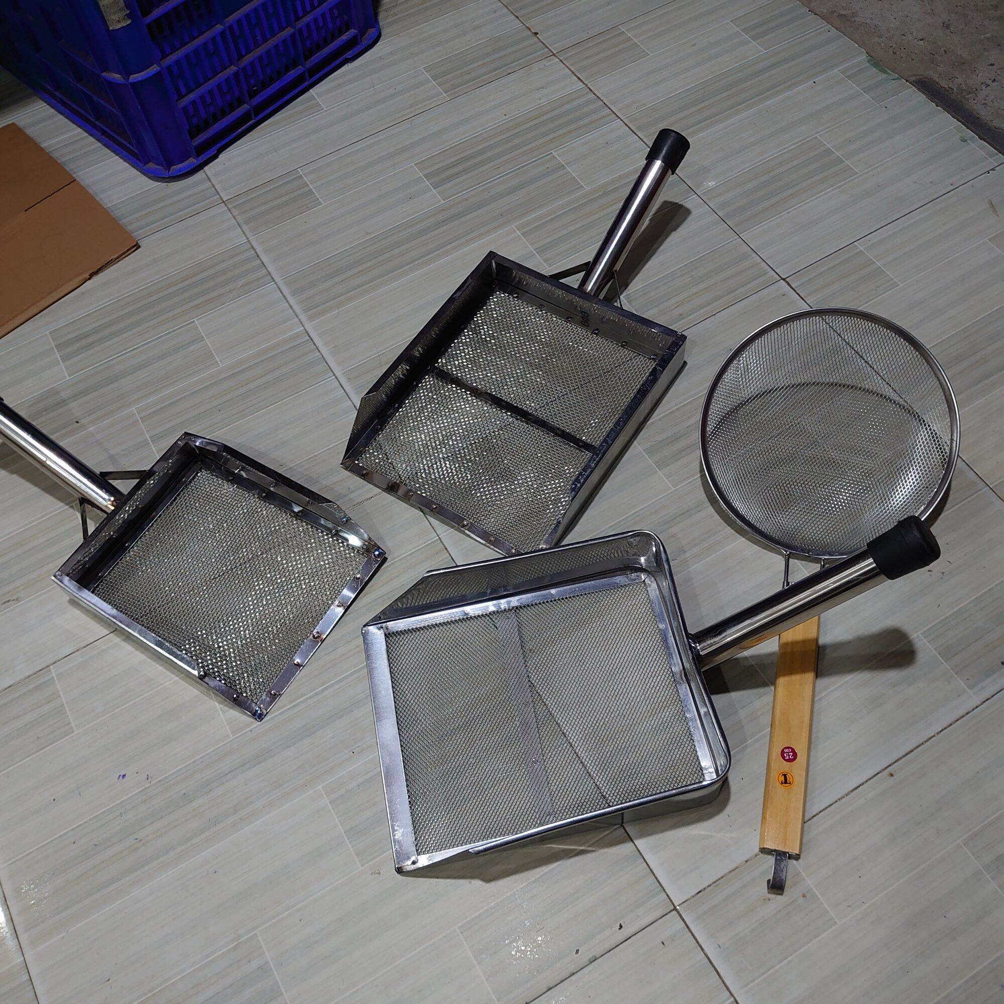 Sàng phân sàng cát Gà vật nuôi v.v