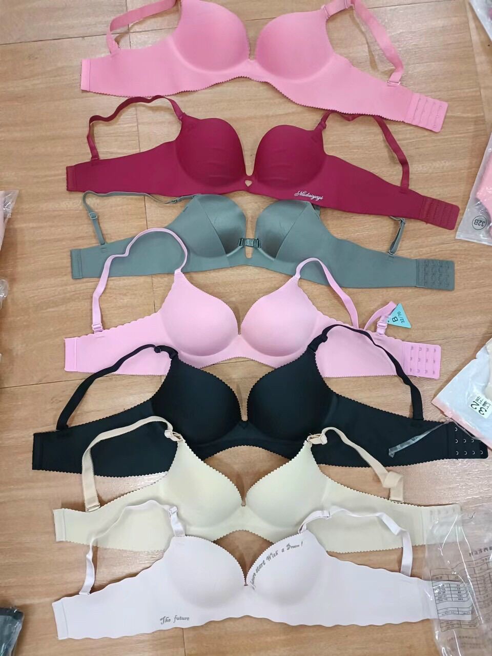 Áo nguc nư, áo chip có size từ 32 đến 40