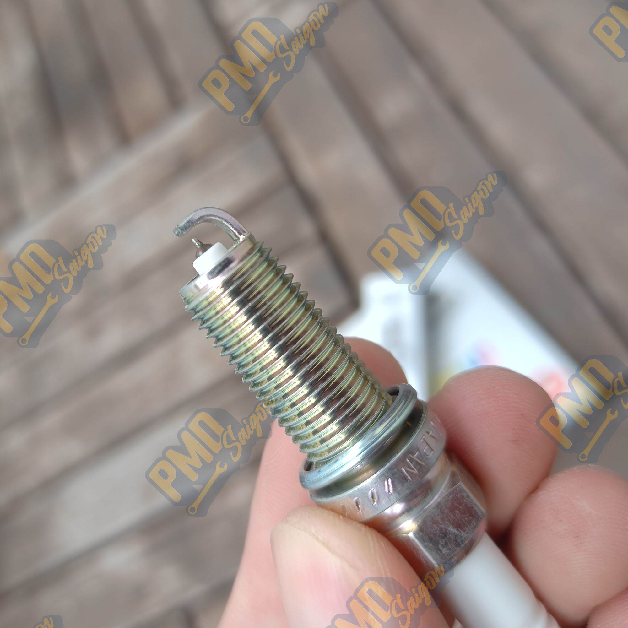 Bugi NGK Lazer Iridium LKAR8AI-9 cho xe KTM (giá 1 cây)