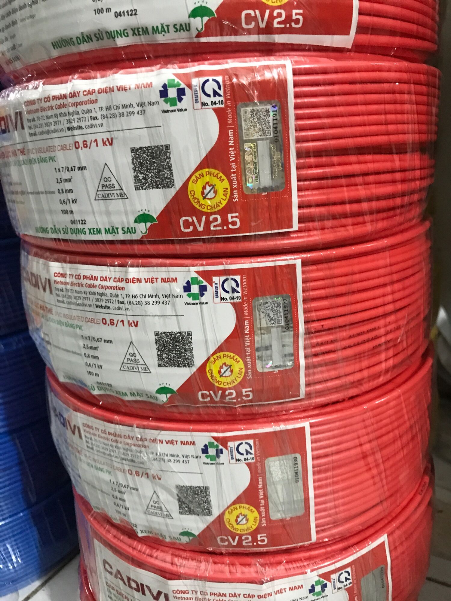 Dây điện Cadivi 2.5 đơn 7 sợi (cuộn 100 mét)