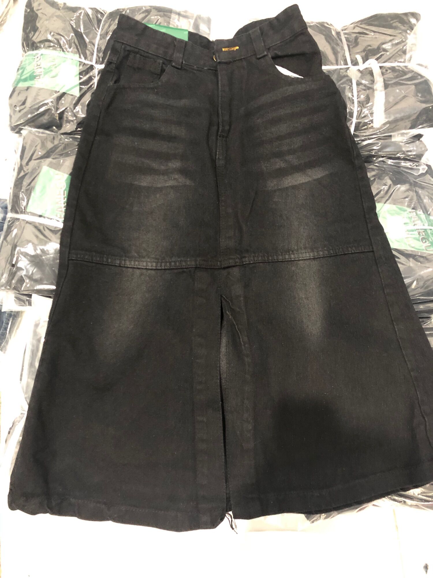 CHÂN VÁY JEANS ĐUÔI CÁ XẺ TRƯỚC SIÊU HOT