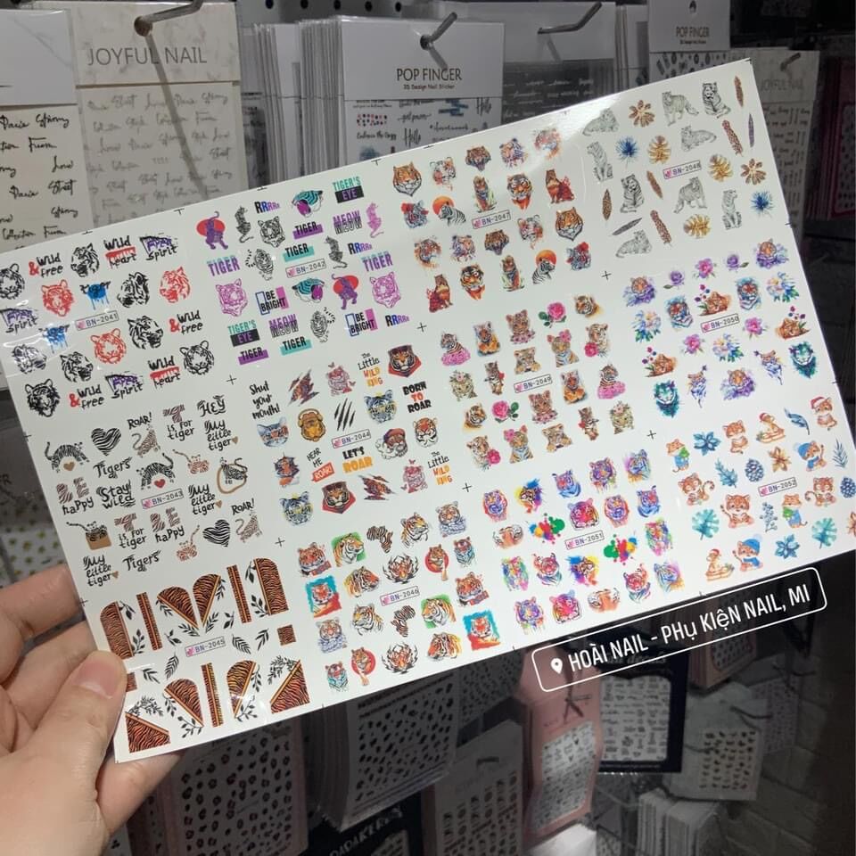 Sticker nước dán móng tay hổ báo cáo chồn