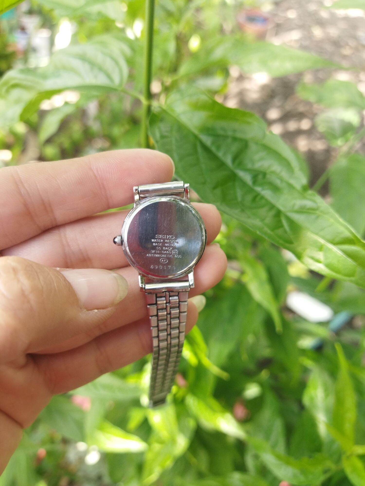 Đồng hồ nữ Seiko