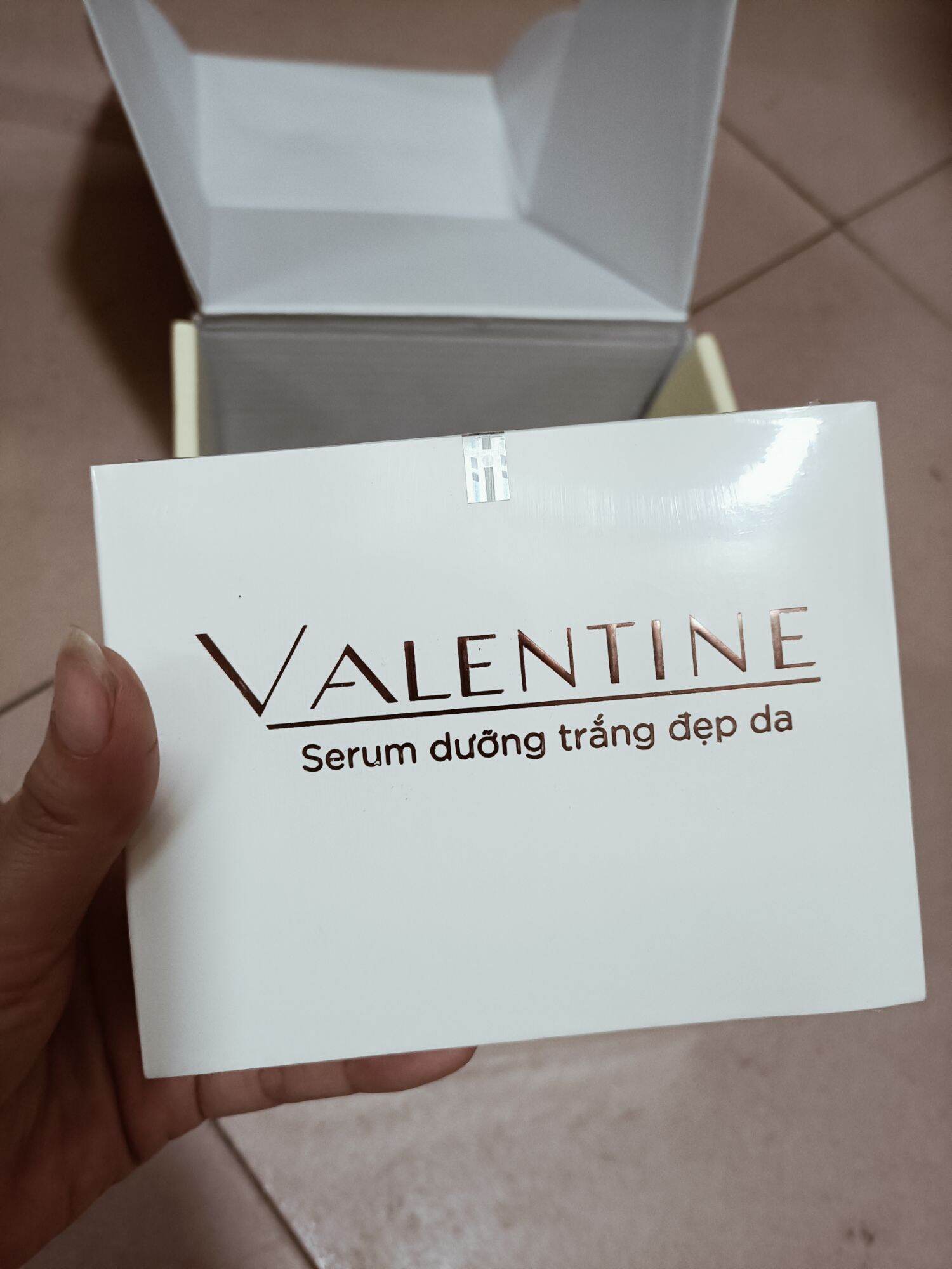 Serum dưỡng trắng da valentine
