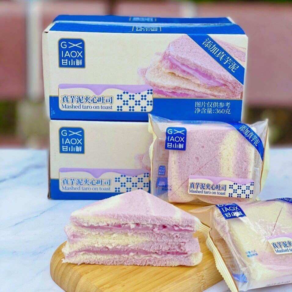 BÁNH SANWICH NHÂN PHÔ MAI KHOAI MÔN