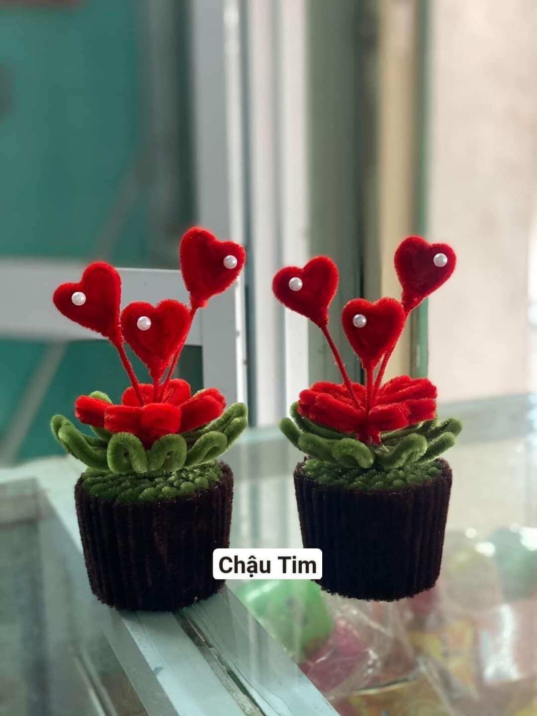 Chậu hoa mi ni bằng kẽm nhung làm sẵn