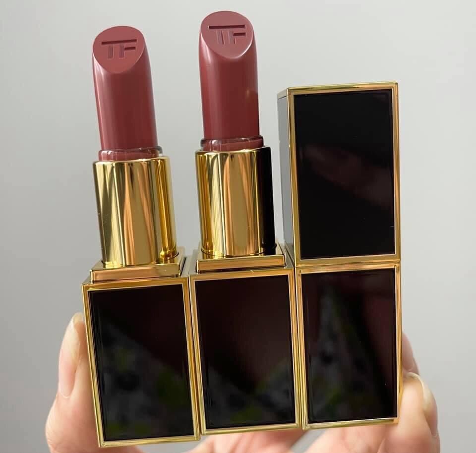 Son Tom Ford 100 Equus Cam Đất – Lip Color Matte