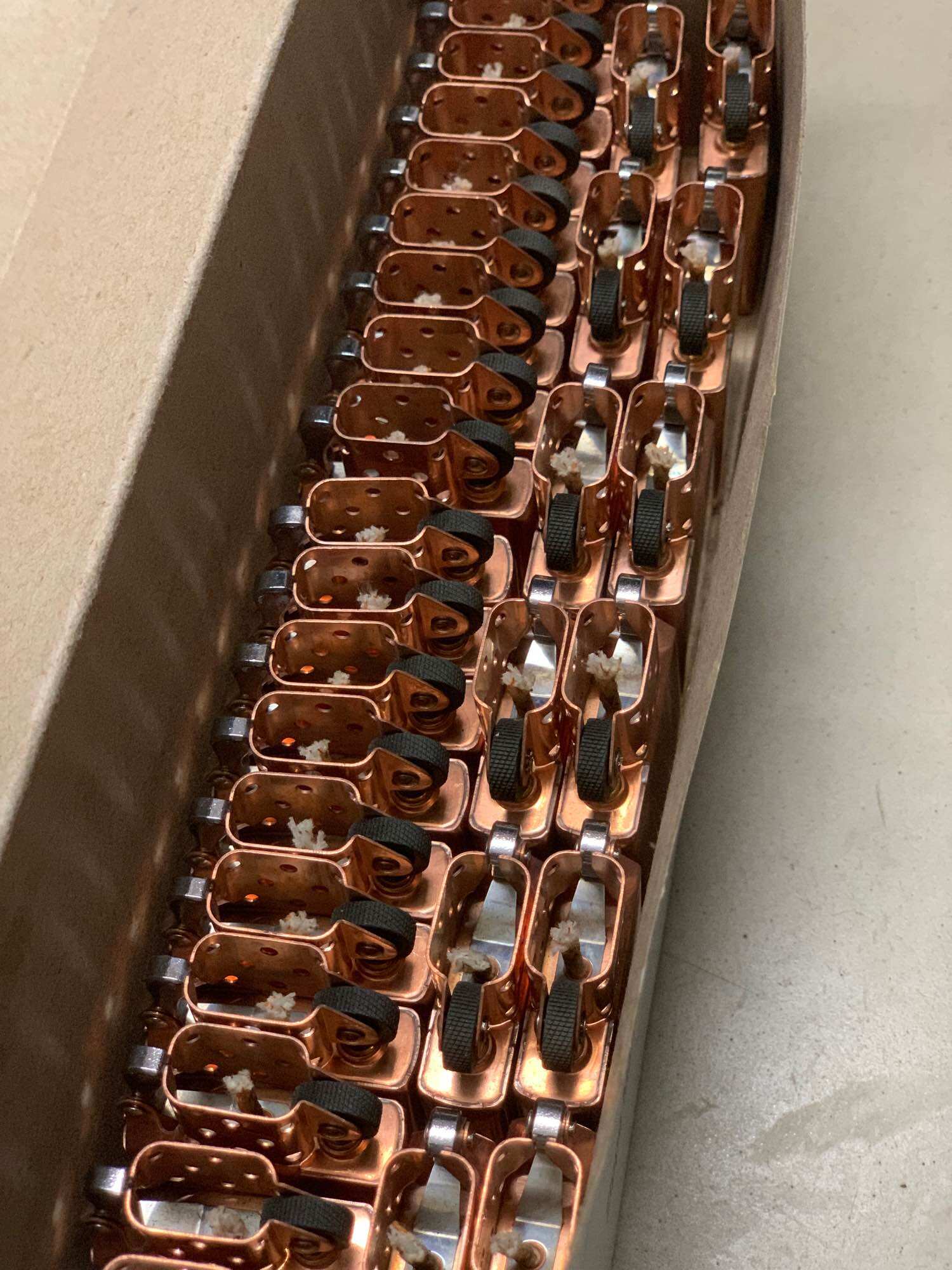 Ruột bật lửa copper ( đồng đỏ nguyên khối )