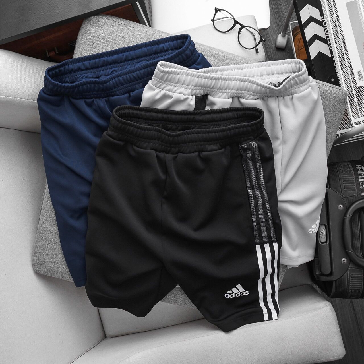 Quần SHORT Adidass phản quang mới onweb dư xịn