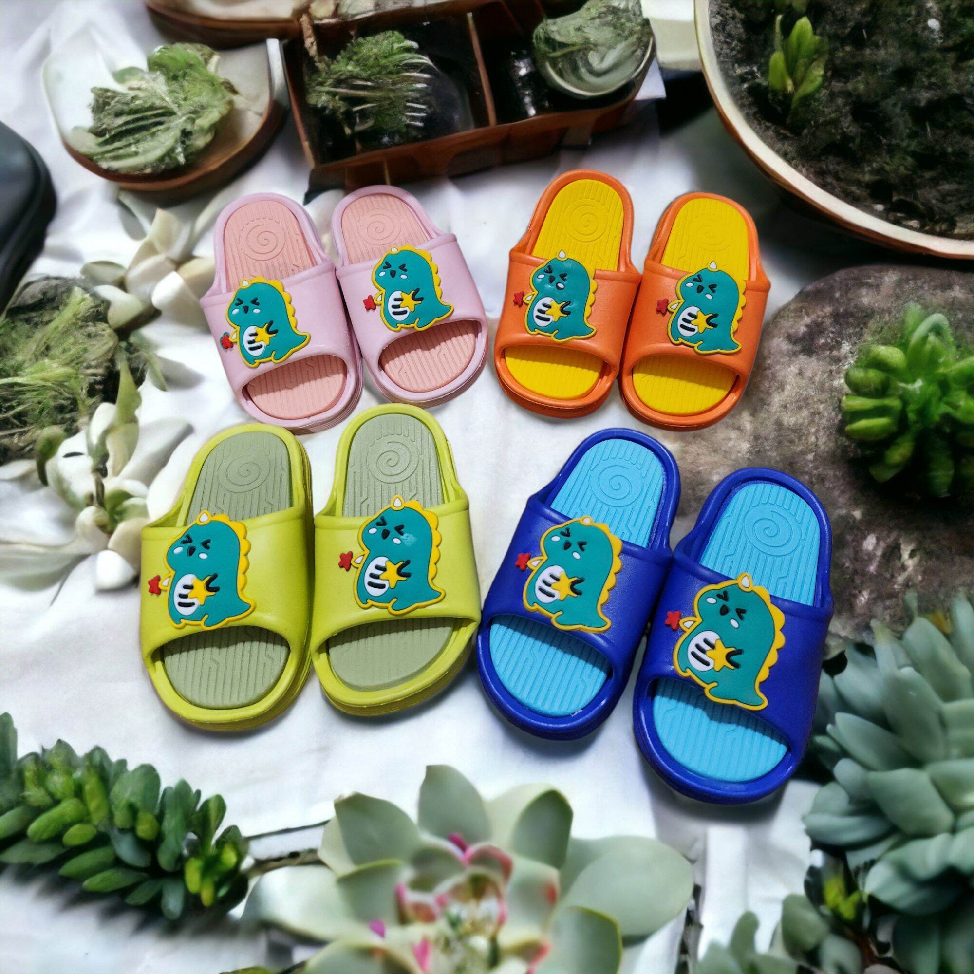 Dép bánh mì cho bé trai bé gái hình khủng long cute