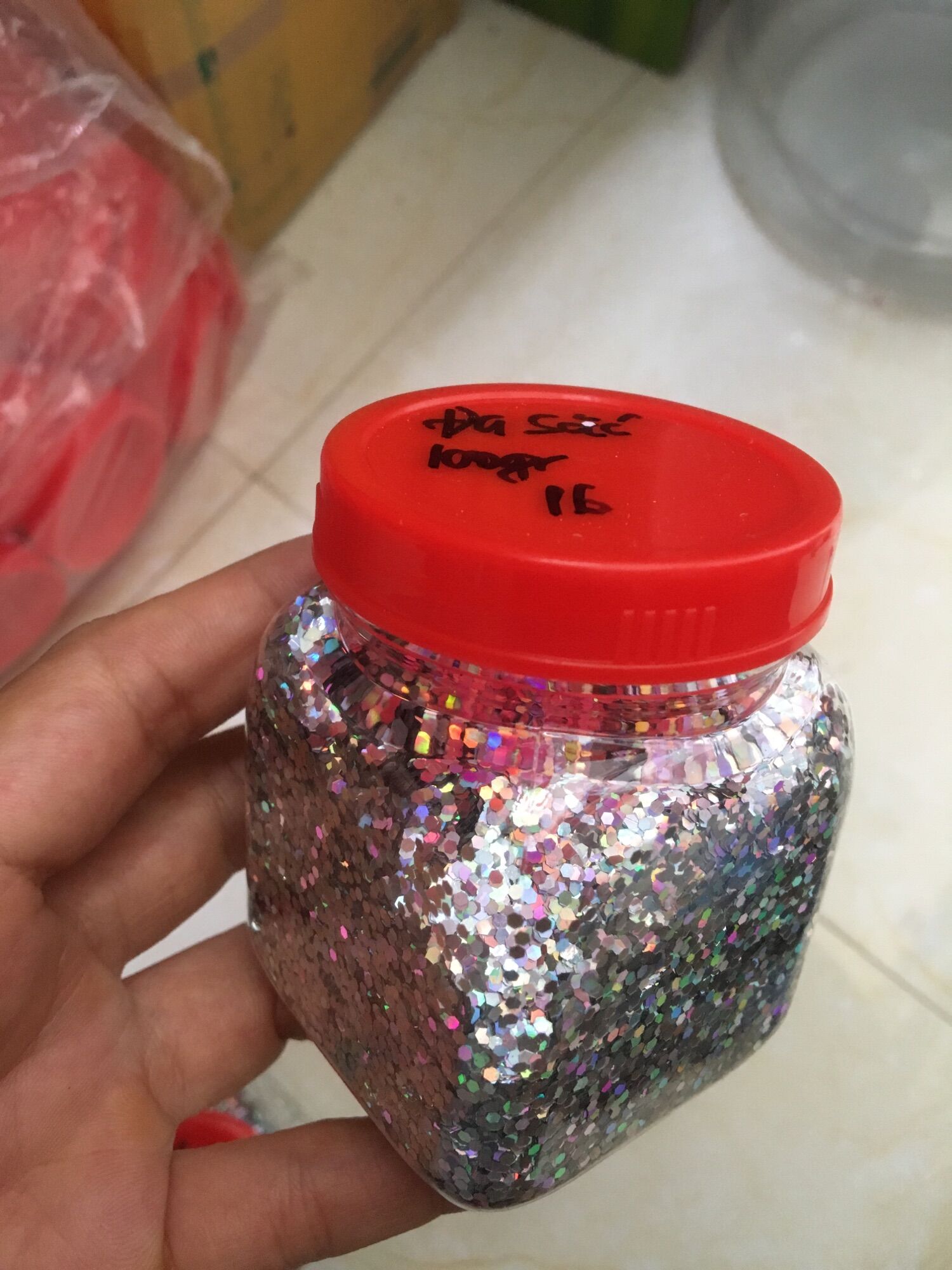 Kim tuyến đa sắc hình lục lăng lọ 100 gr cõ hạt 16