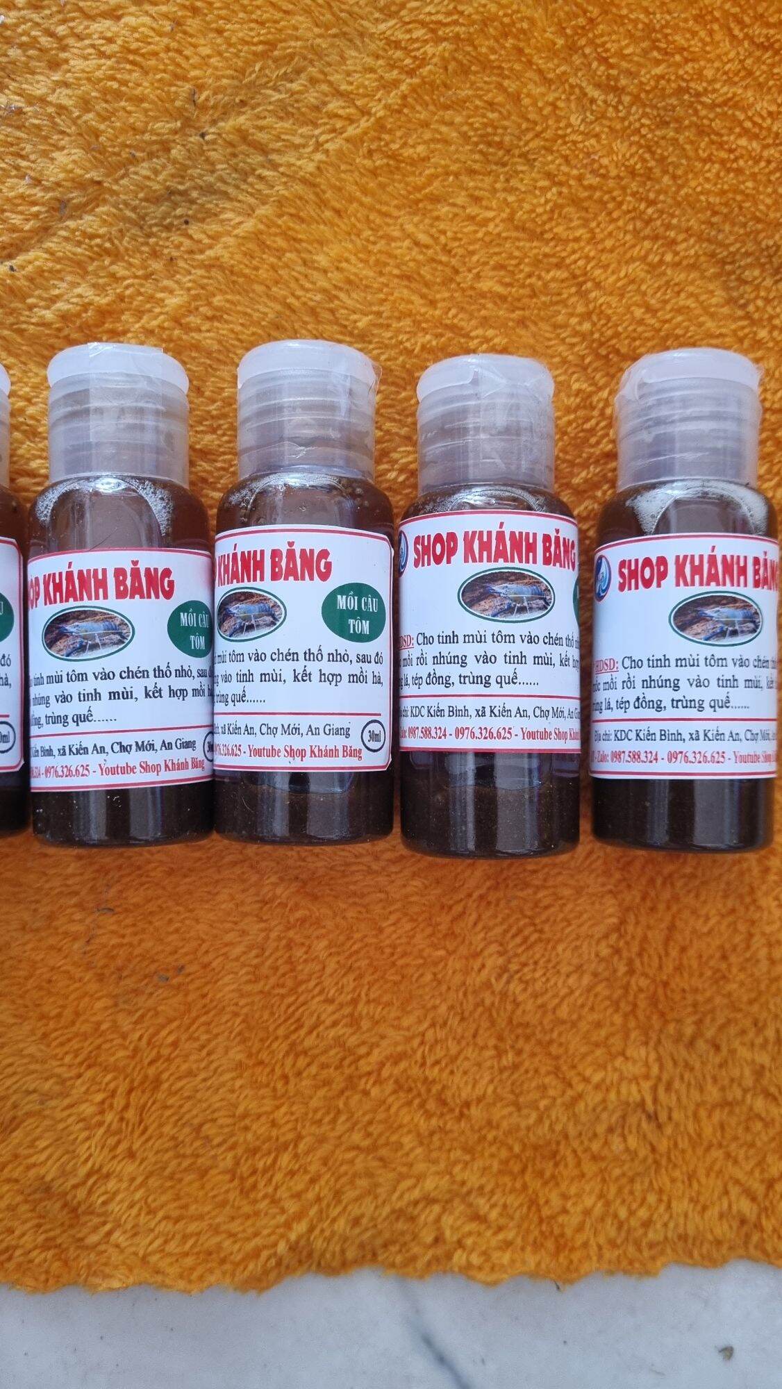 Green Crayfish Fishing Bait 30ml (Free 5 Stainless Steel Shrimp Hooks)