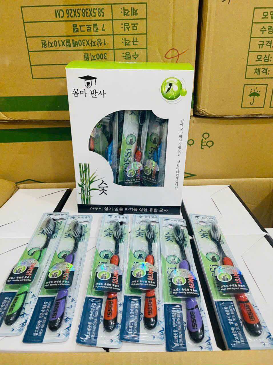 Combo 5 cây bàn chải than tre Hàn Quốc