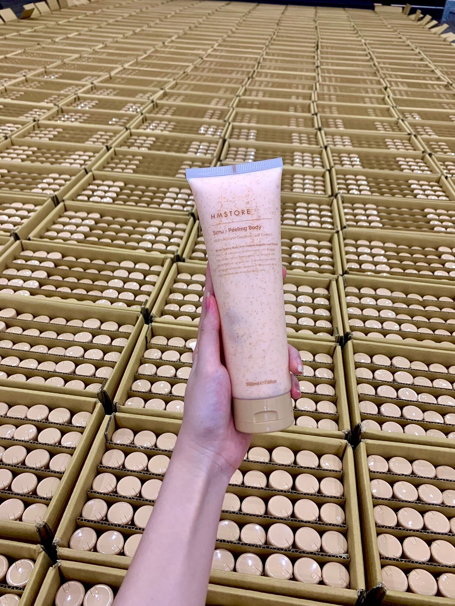 COMBO TẨY TẾ BÀO CHẾT FACE + BODY HM STORE