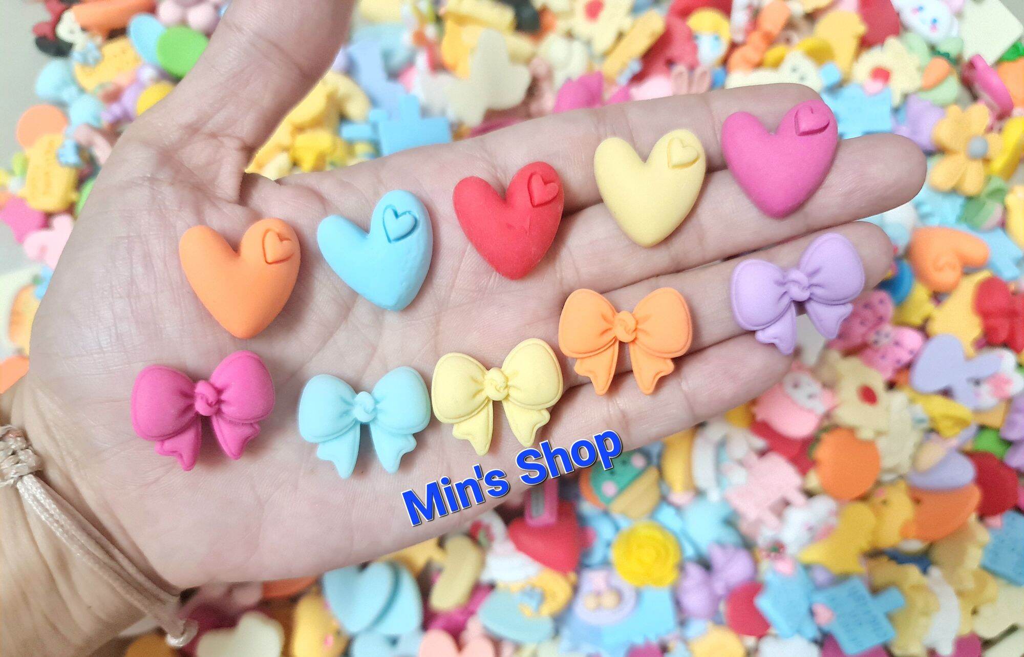 Set 100 charm/center nhám trộn nhiều mẫu xinh (có cả những mẫu ko có trong ảnh)