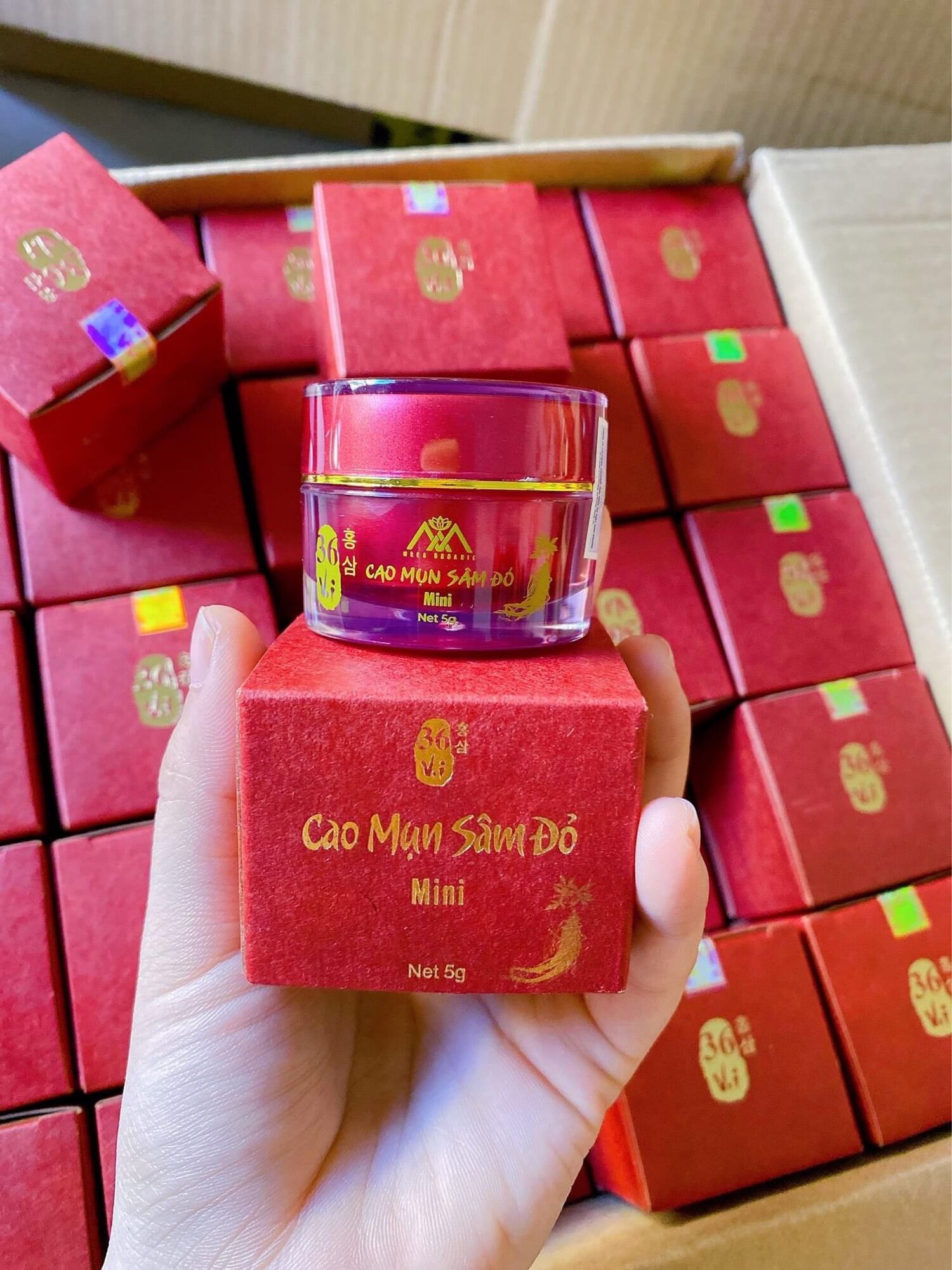 Cao Mụn Sâm Đỏ 36 Vị - Cao Cấp - Hộp 5G
