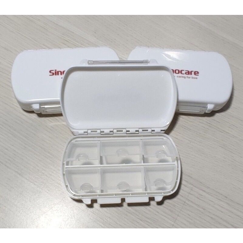 Hộp chia thuốc 6 ngăn tiện lợi Sinocare