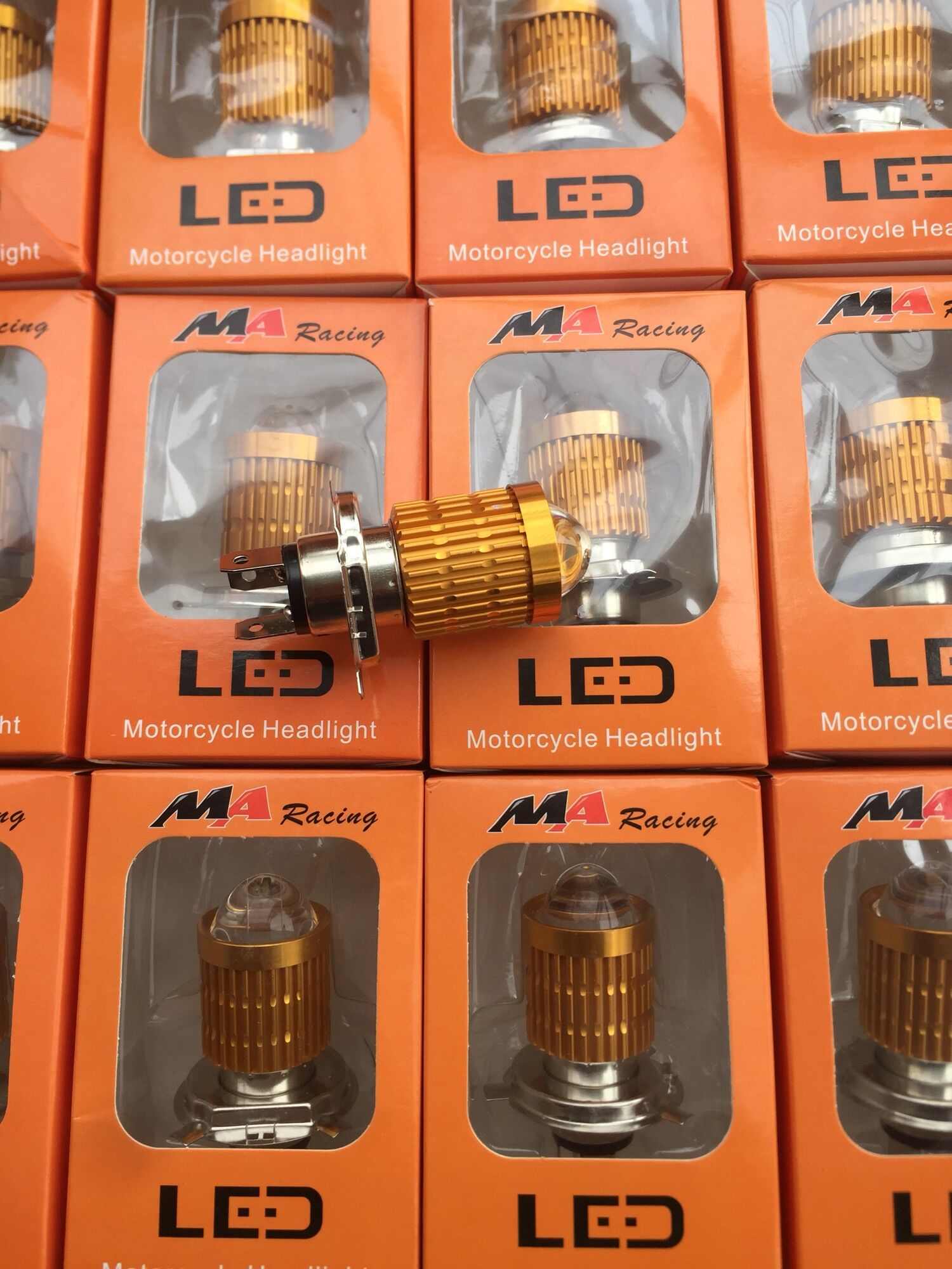 Đèn pha Led  bi cầu 2 màu siêu sáng chân H4