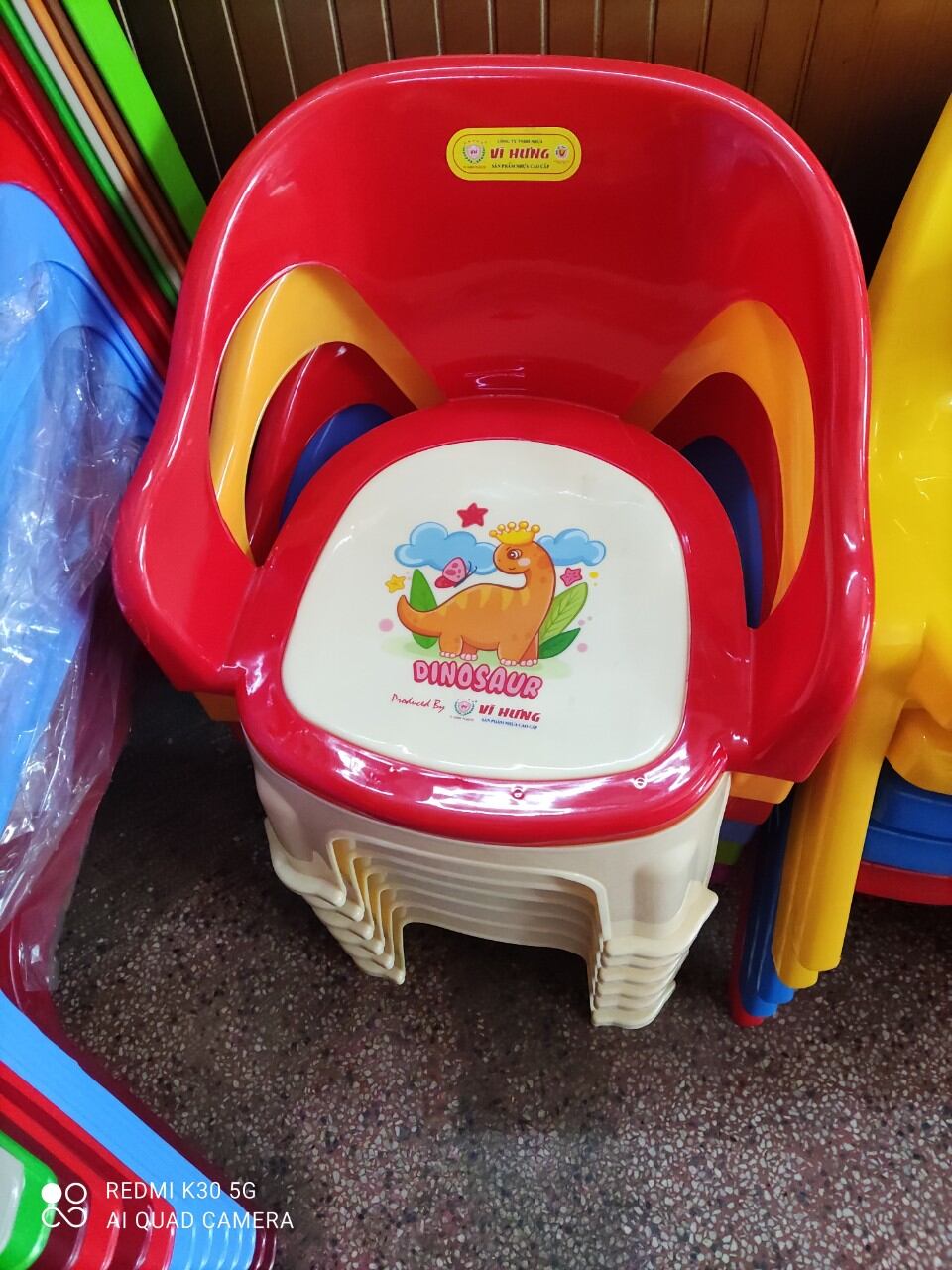 ghế tựa baby cao cấp (  màu đỏ,vàng,lá,dương,hồng)