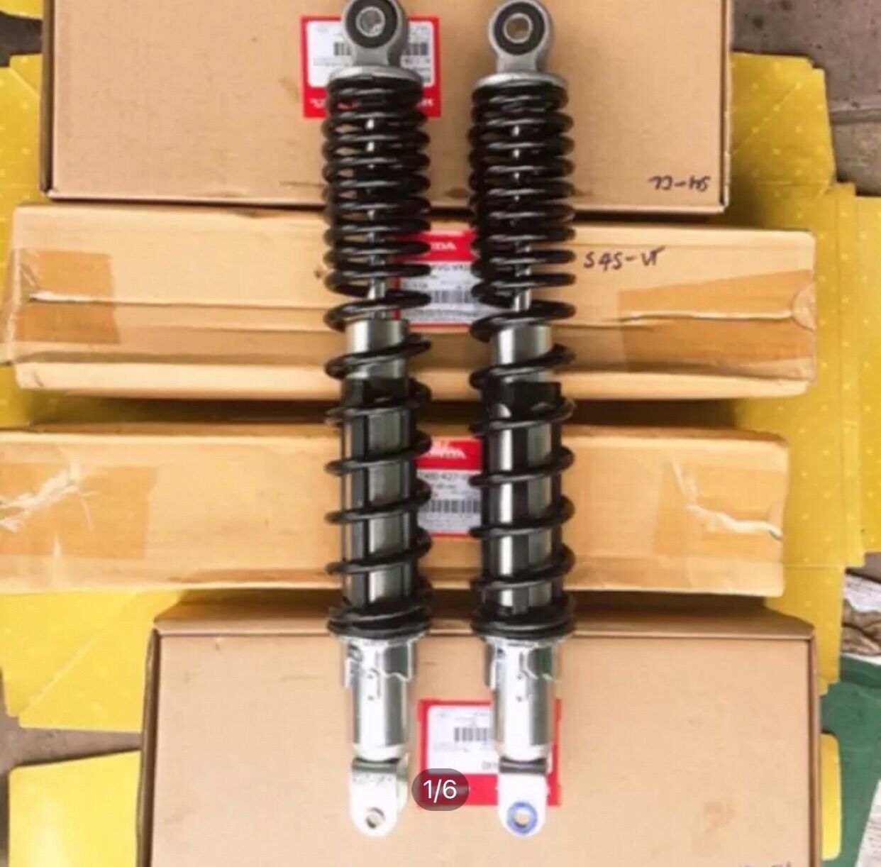 Giảm sóc sau Honda sh Việt 1 đôi / Phuộc nhún Honda sh Việt zin hãng