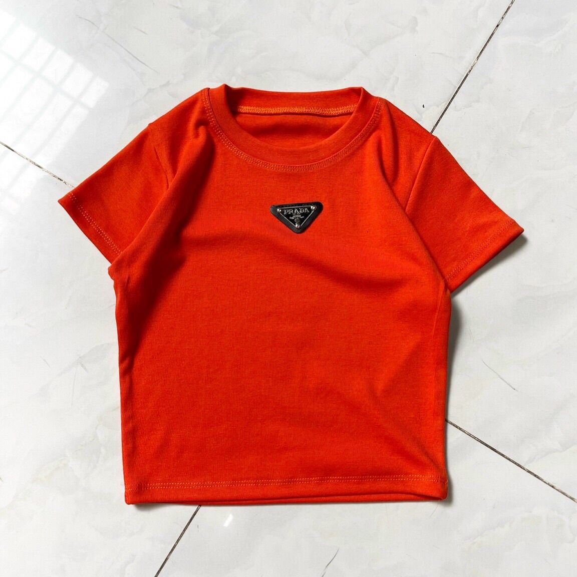 Áo thun croptop hàng đẹp chuẩn shop