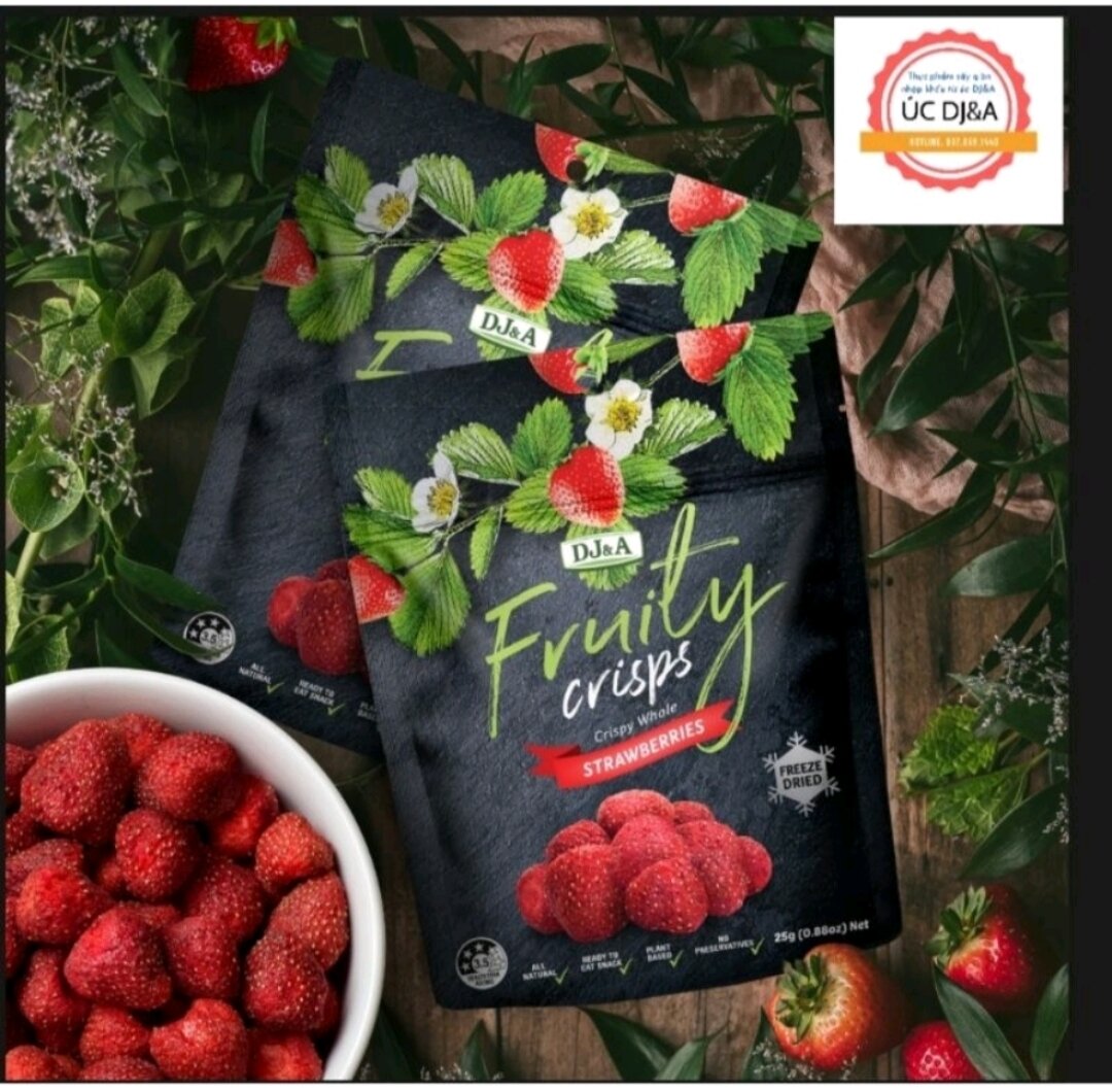 Dâu tây sấy giòn DJ&A 25g-Hàng nhập khẩu từ úc-tốt cho sức khỏe