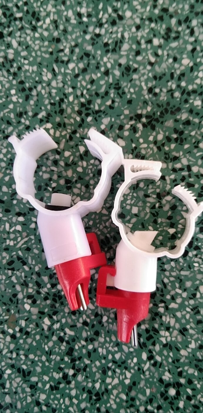10 cái máng uống tự động cho vịt  dạng núm